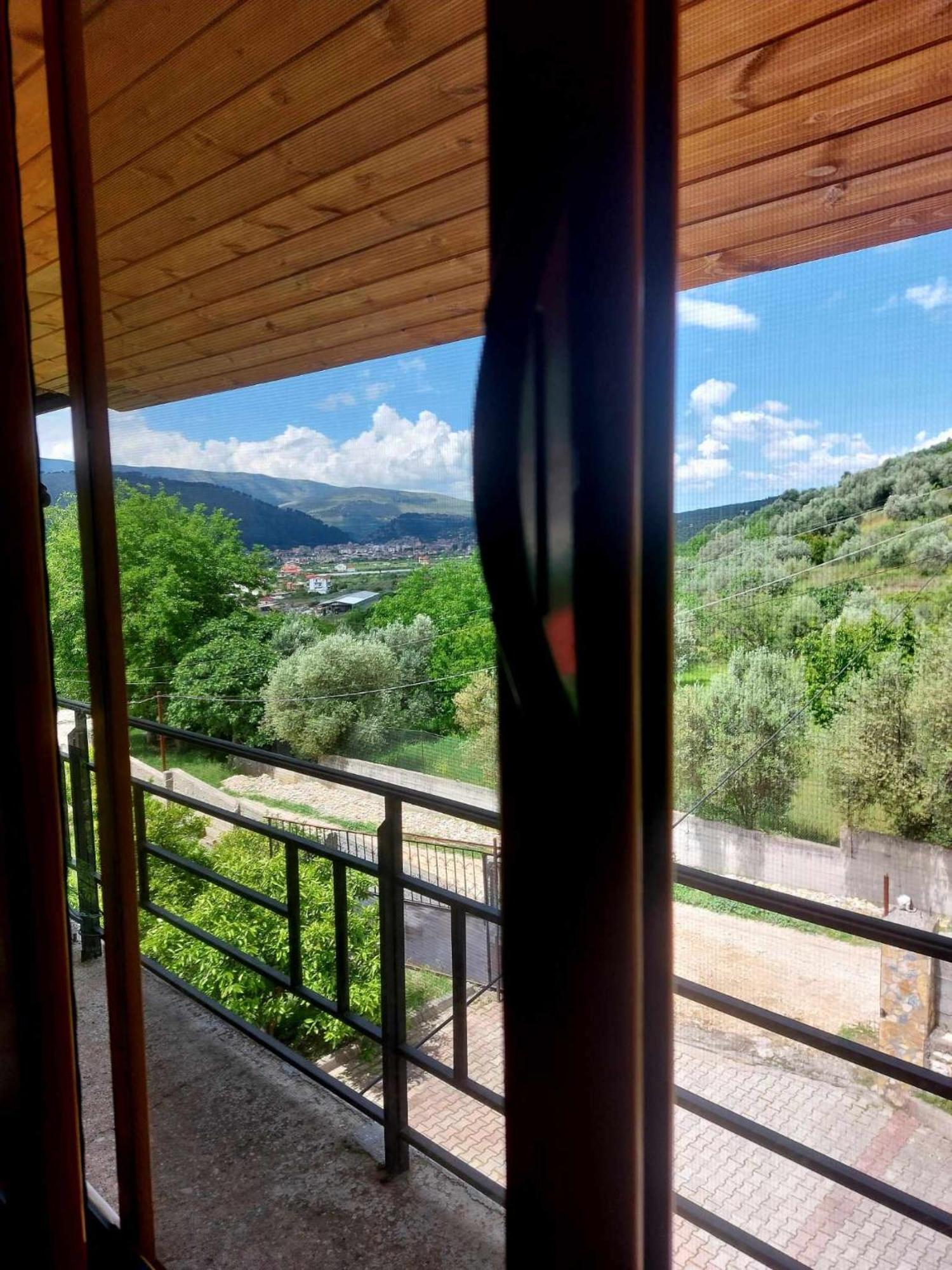 Guest House Xhaferaj Berat Eksteriør bilde